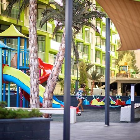 Aquamarin 2Bd Apt Spa N Pools Beach Resort Năvodari Kültér fotó