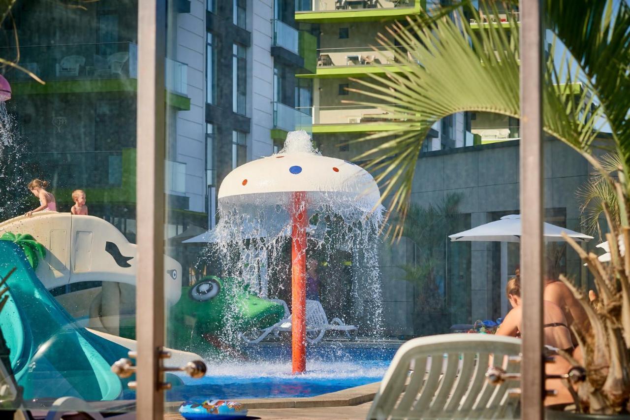 Aquamarin 2Bd Apt Spa N Pools Beach Resort Năvodari Kültér fotó