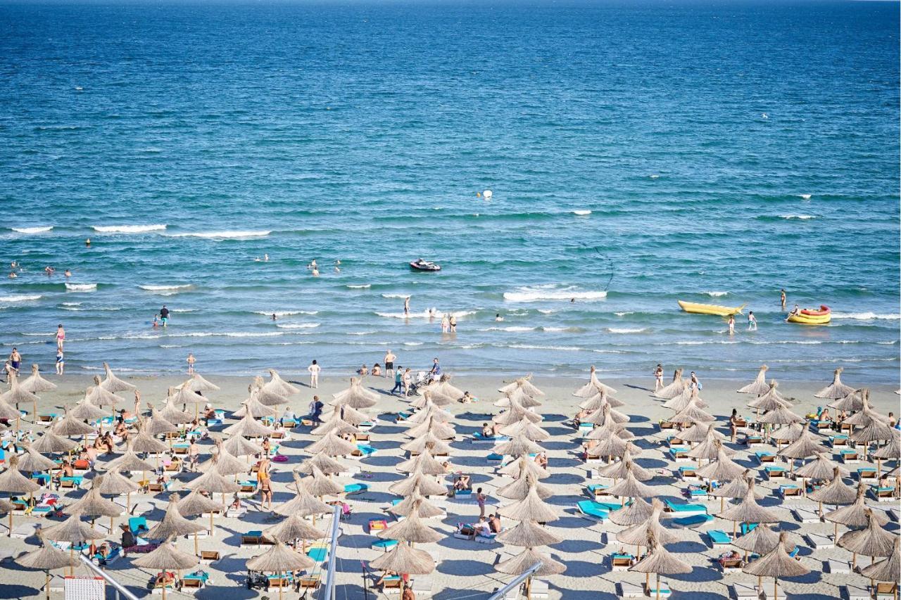 Aquamarin 2Bd Apt Spa N Pools Beach Resort Năvodari Kültér fotó