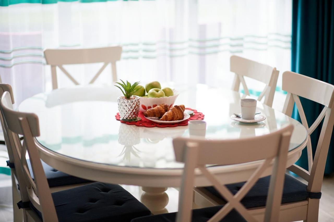 Aquamarin 2Bd Apt Spa N Pools Beach Resort Năvodari Kültér fotó