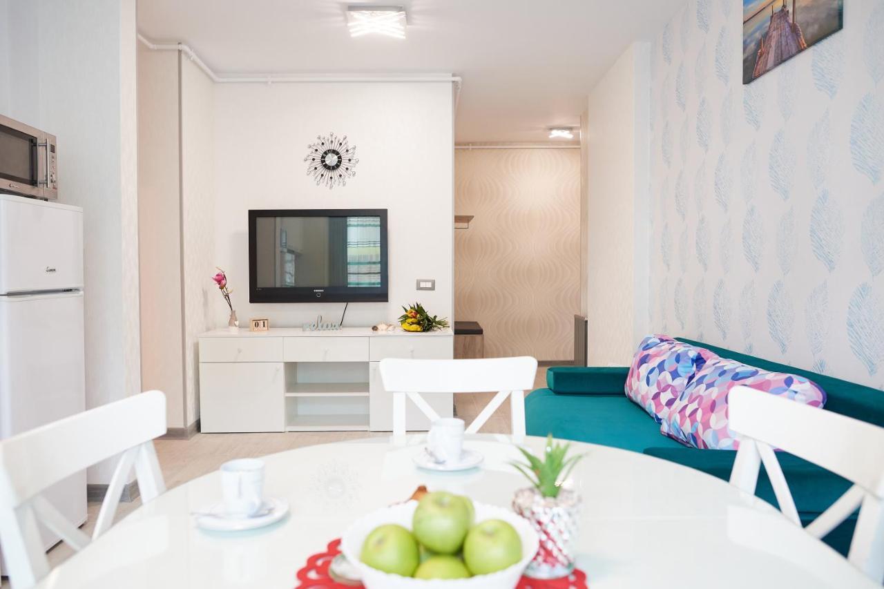 Aquamarin 2Bd Apt Spa N Pools Beach Resort Năvodari Kültér fotó