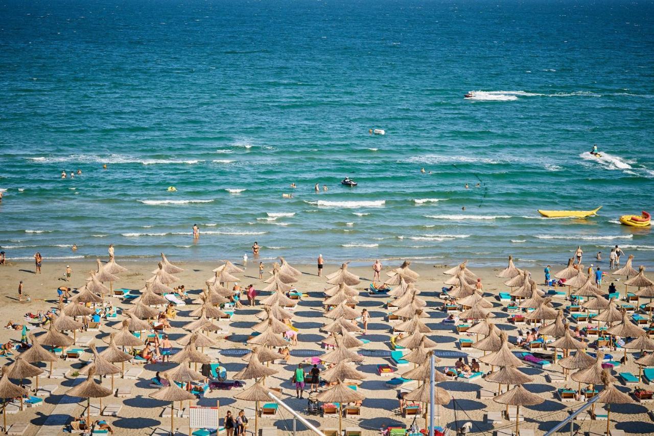 Aquamarin 2Bd Apt Spa N Pools Beach Resort Năvodari Kültér fotó